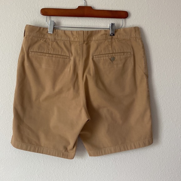 J.Crew Men’s British Khaki Shorts 9’ Size 35 - Picture 10 of 15